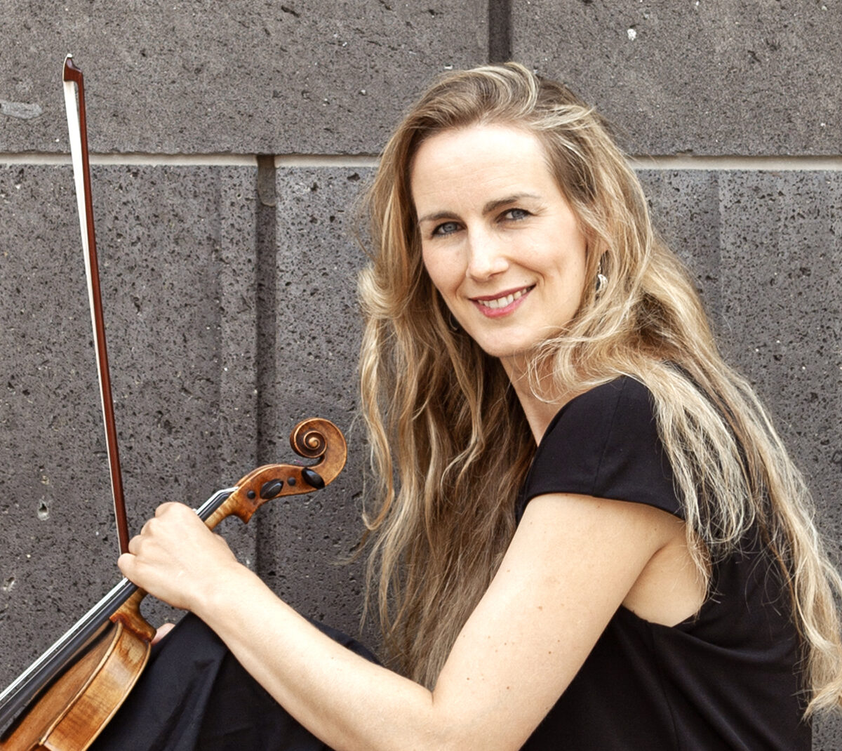 Iris Ewald-Tillner<br>Violine